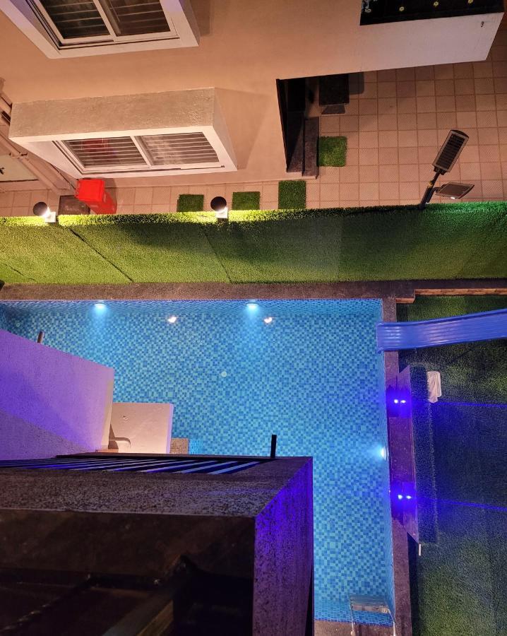 Mount Resorts Lonavala 5 Bhk Luxurious Villa With Private Pool And Full Size Cricket Football Turf Екстер'єр фото