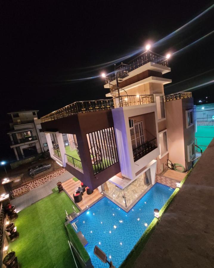 Mount Resorts Lonavala 5 Bhk Luxurious Villa With Private Pool And Full Size Cricket Football Turf Екстер'єр фото