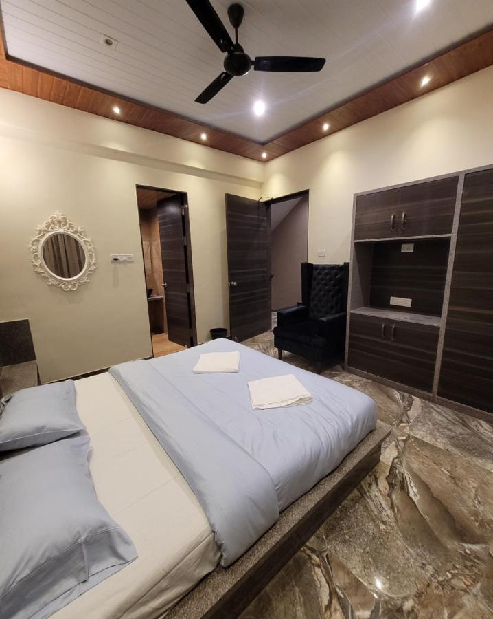 Mount Resorts Lonavala 5 Bhk Luxurious Villa With Private Pool And Full Size Cricket Football Turf Екстер'єр фото