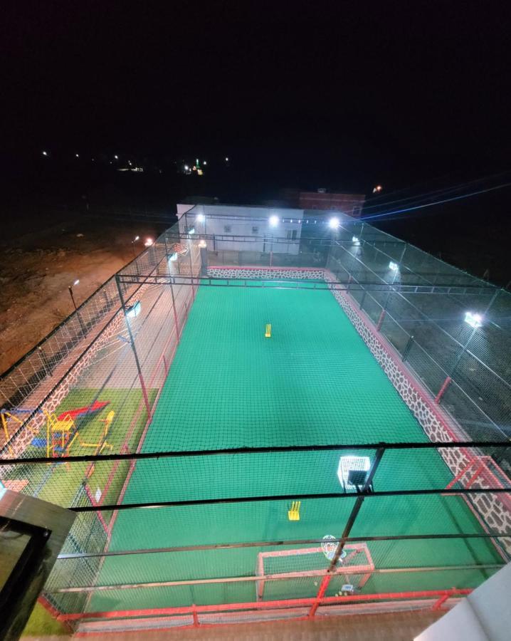 Mount Resorts Lonavala 5 Bhk Luxurious Villa With Private Pool And Full Size Cricket Football Turf Екстер'єр фото
